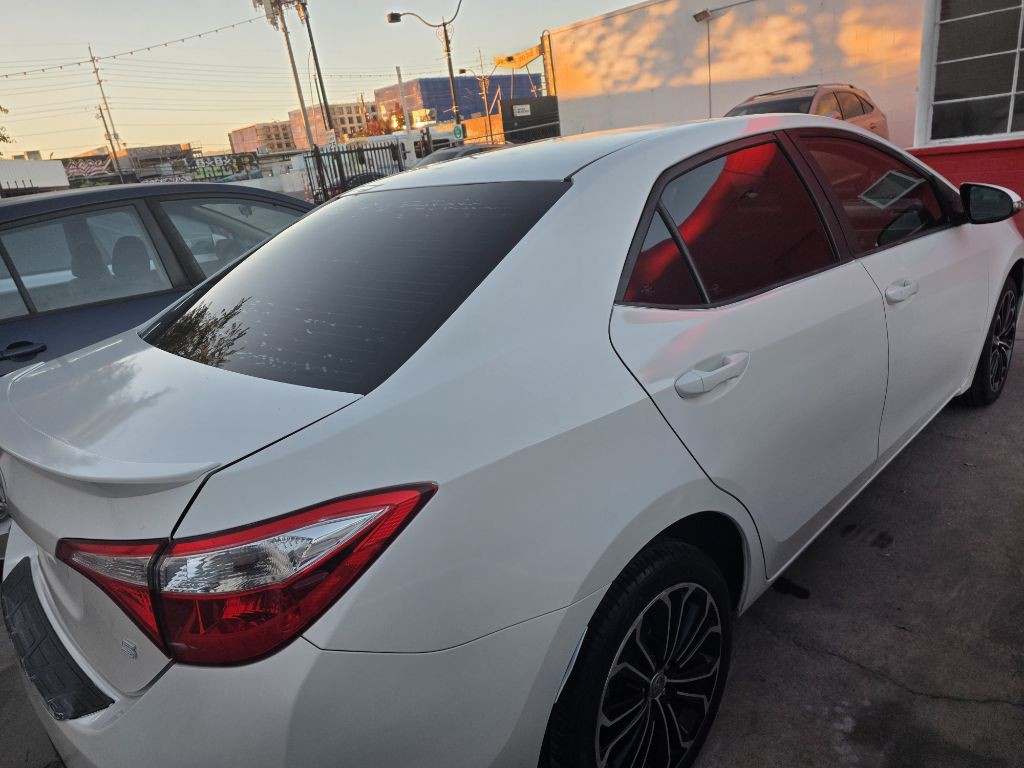 2015 Toyota Corolla Image 8