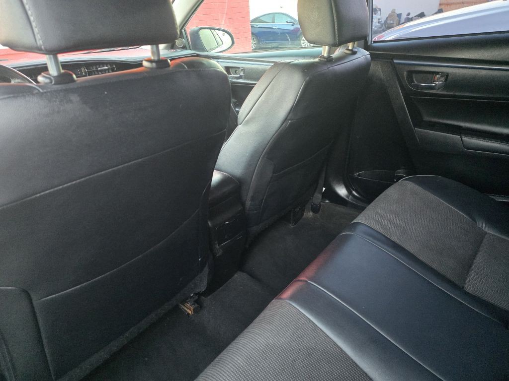 2015 Toyota Corolla Image 13