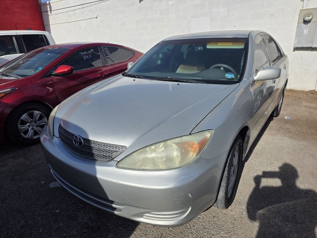 2002 Toyota Camry Image 2