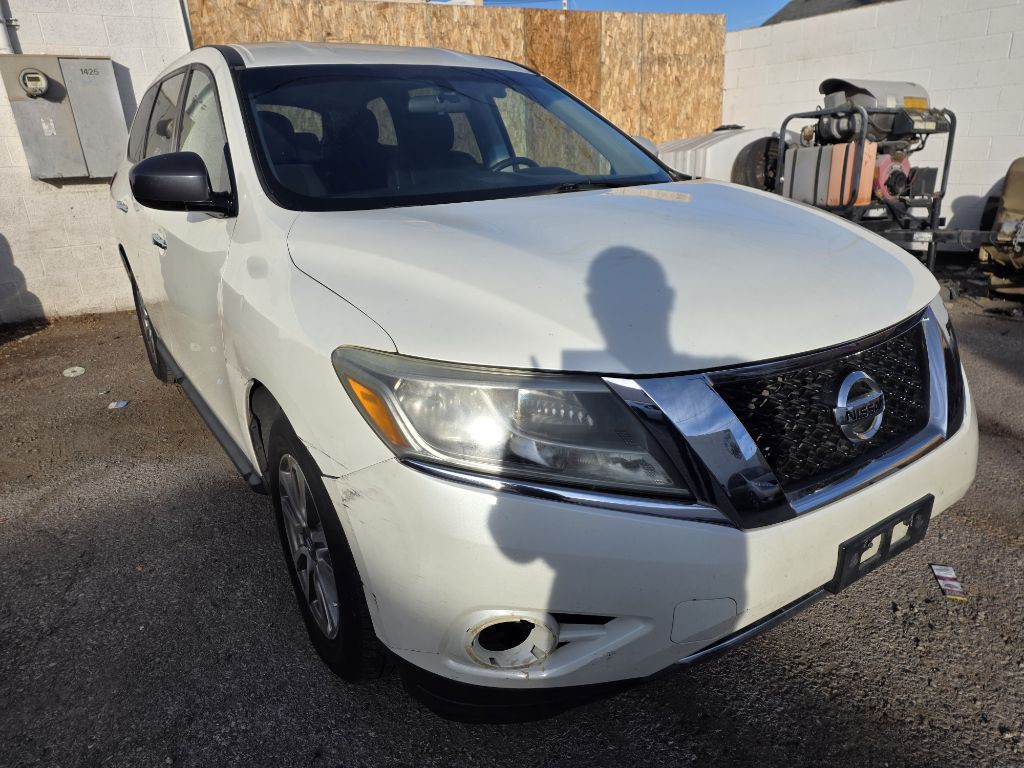 2015 Nissan Pathfinder Image 3