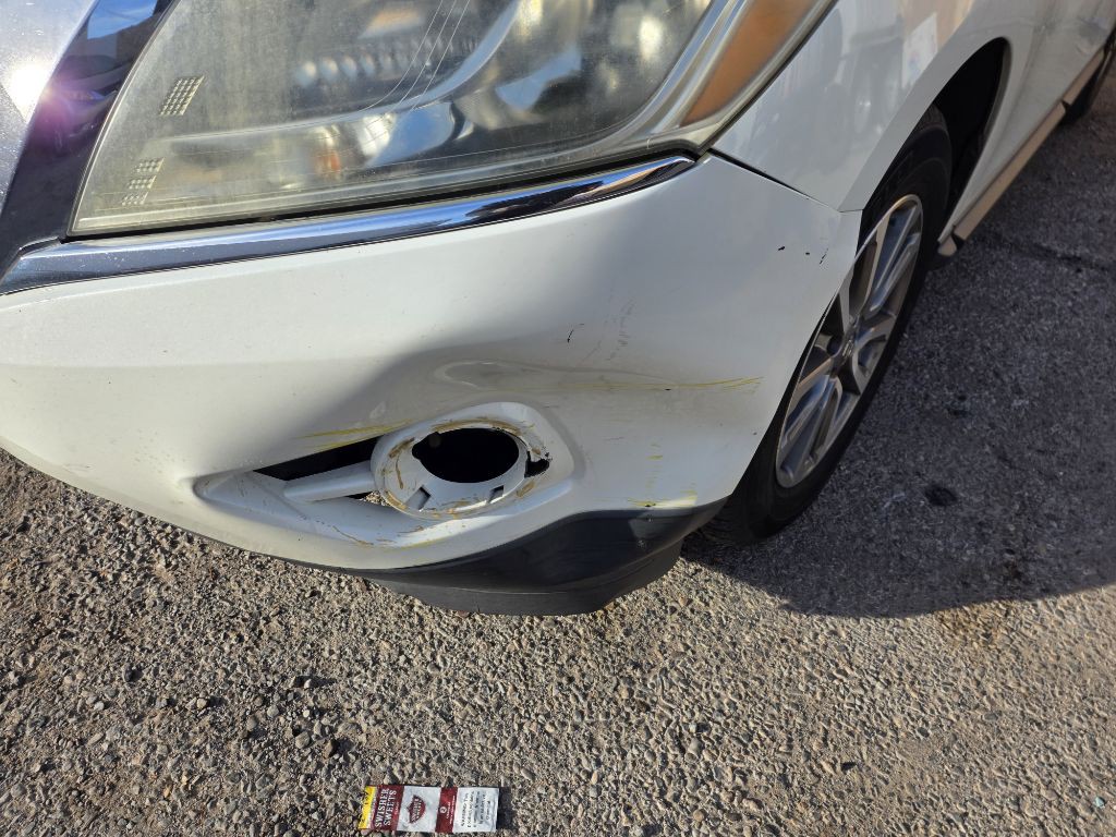 2015 Nissan Pathfinder Image 4