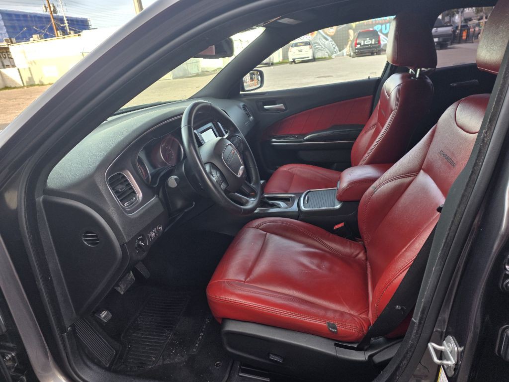 2015 Dodge Charger Image 10