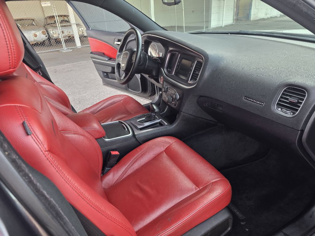 2015 Dodge Charger Image 11