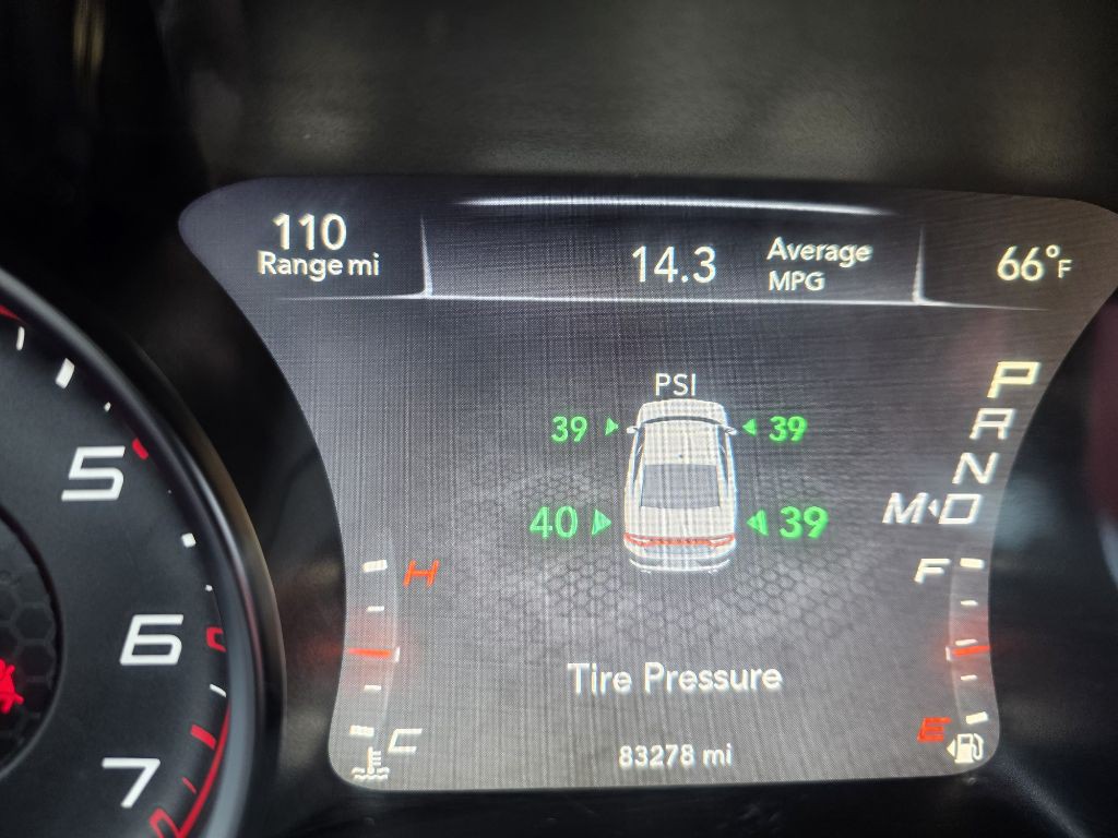 2015 Dodge Charger Image 18