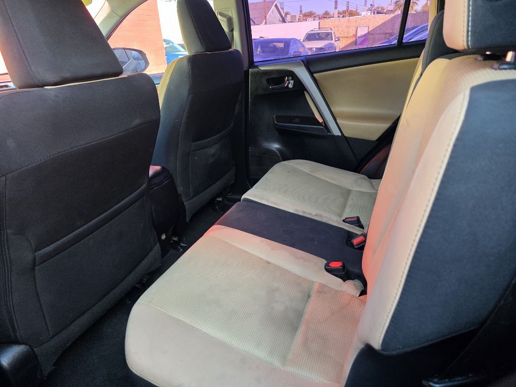 2016 Toyota Rav4 Image 11