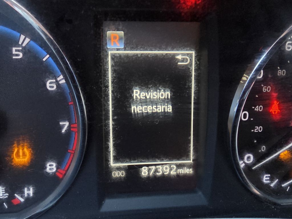 2016 Toyota Rav4 Image 15