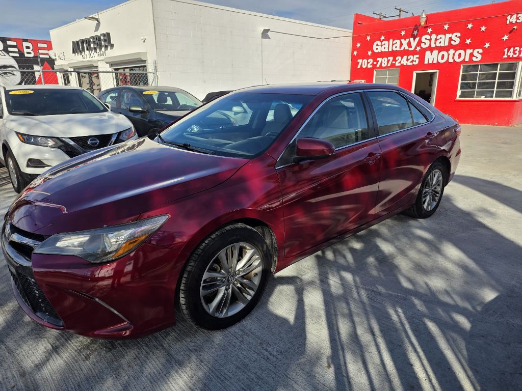 2016 Toyota Camry Image 3