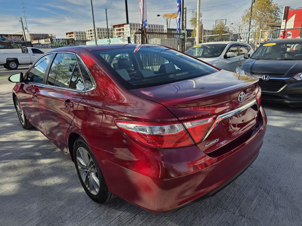 2016 Toyota Camry Image 4