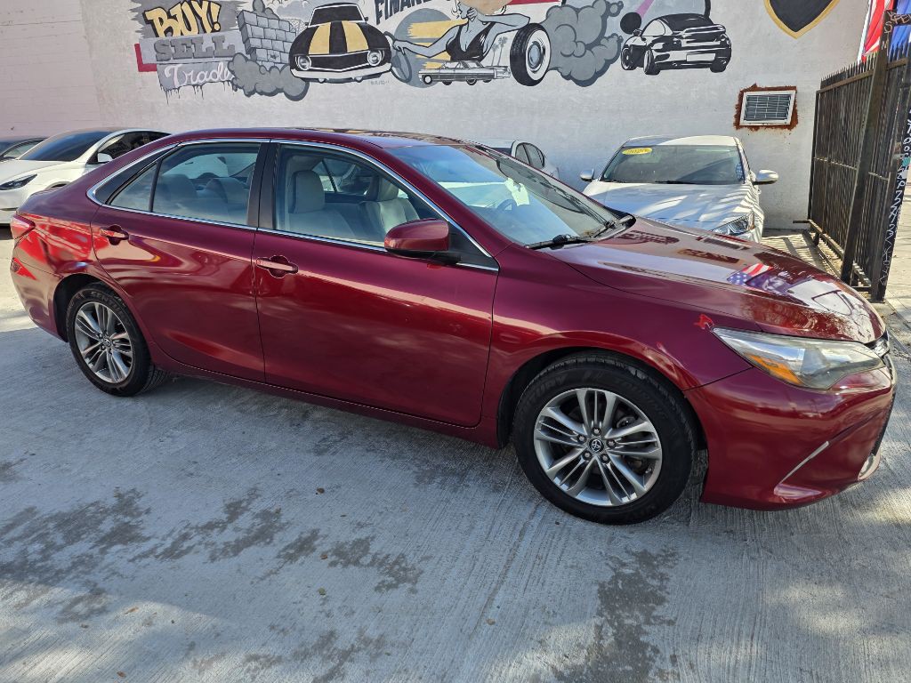 2016 Toyota Camry Image 9