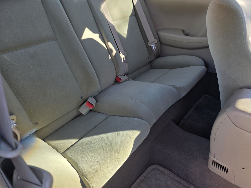 2005 Toyota Camry Image 11