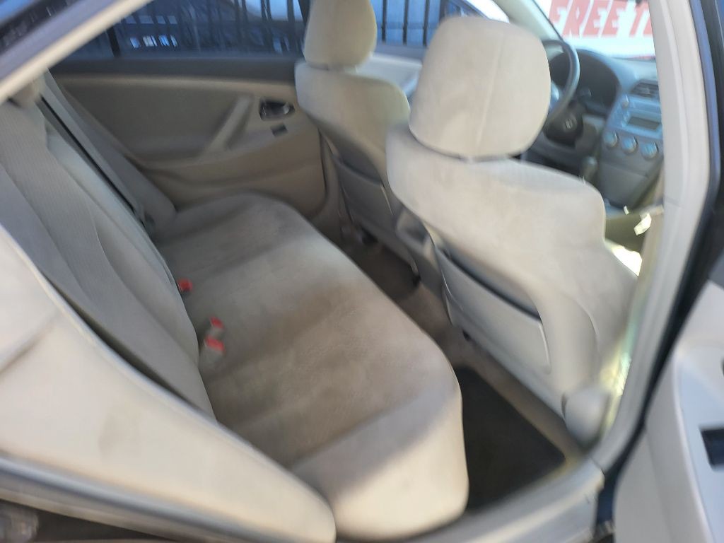 2009 Toyota Camry Image 13