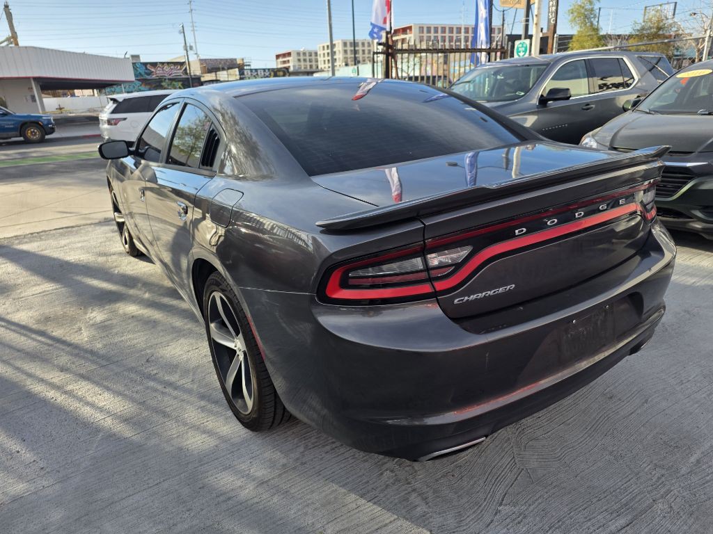 2017 Dodge Charger Image 4