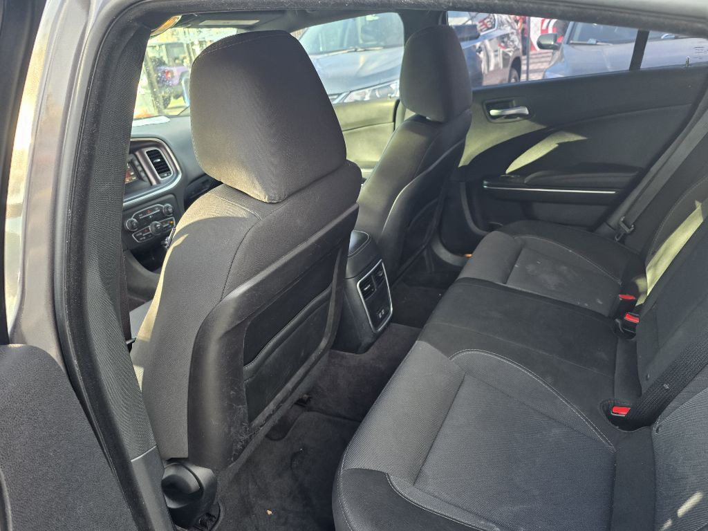 2017 Dodge Charger Image 13