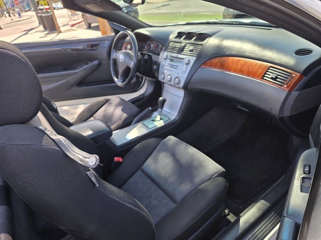 2006 Toyota Camry Image 18