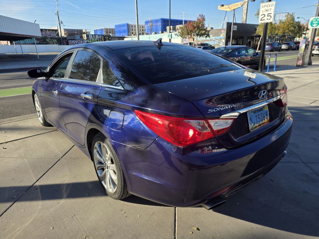 2011 Hyundai Sonata Image 5