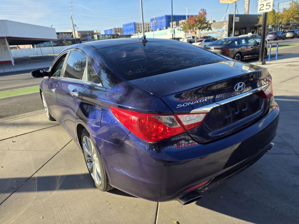 2011 Hyundai Sonata Image 8