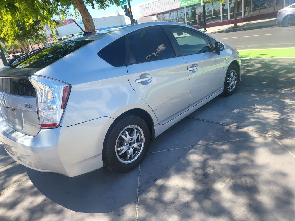 2011 Toyota Prius Image 10