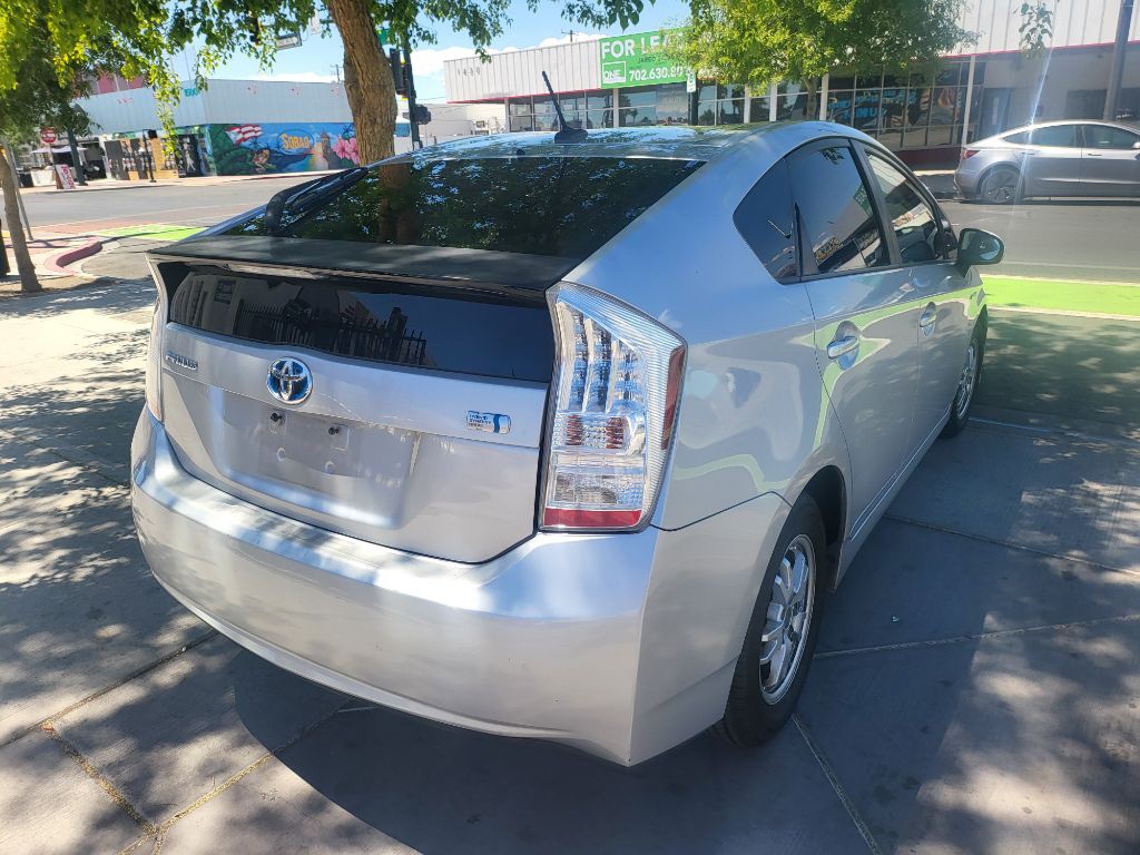 2011 Toyota Prius Image 11