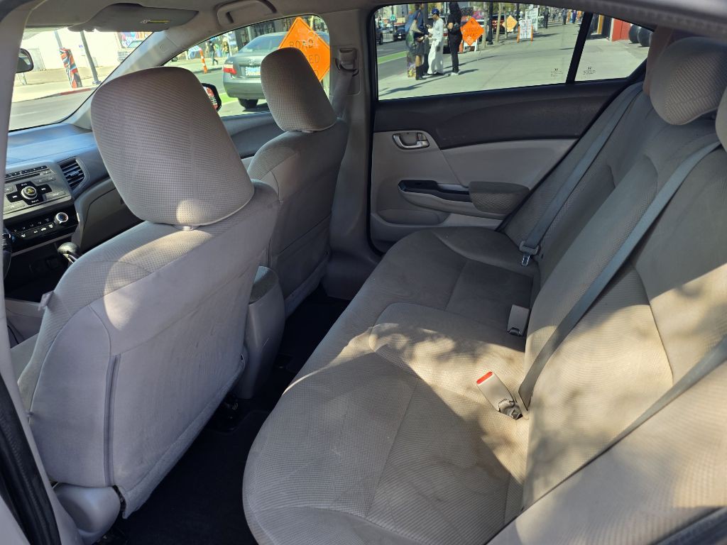 2012 Honda Civic Image 7