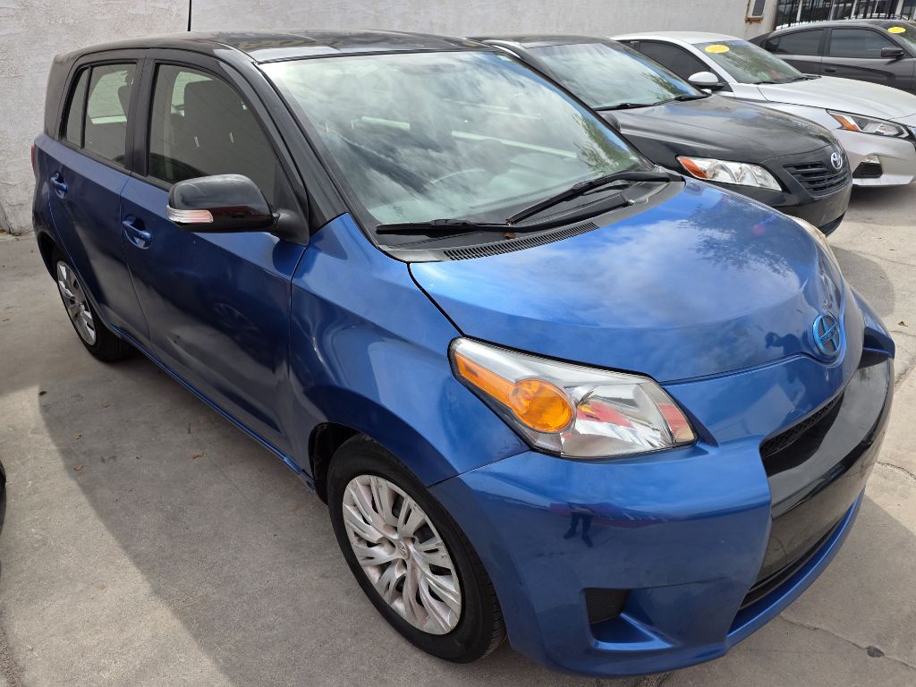 2013 Scion xD Image 8