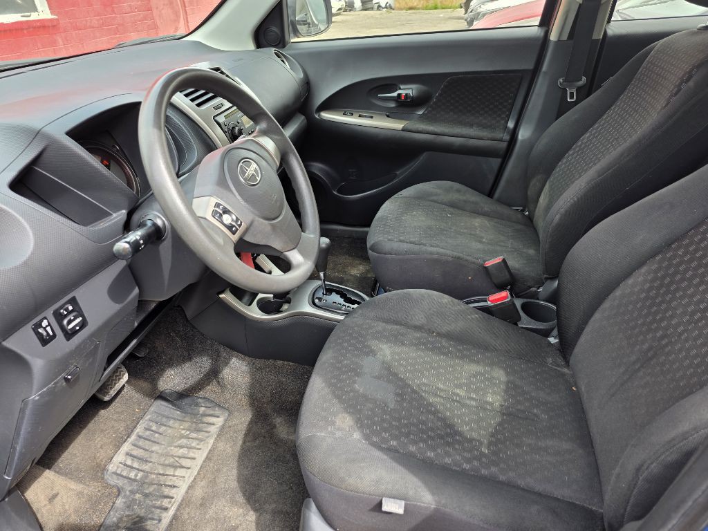 2013 Scion xD Image 9