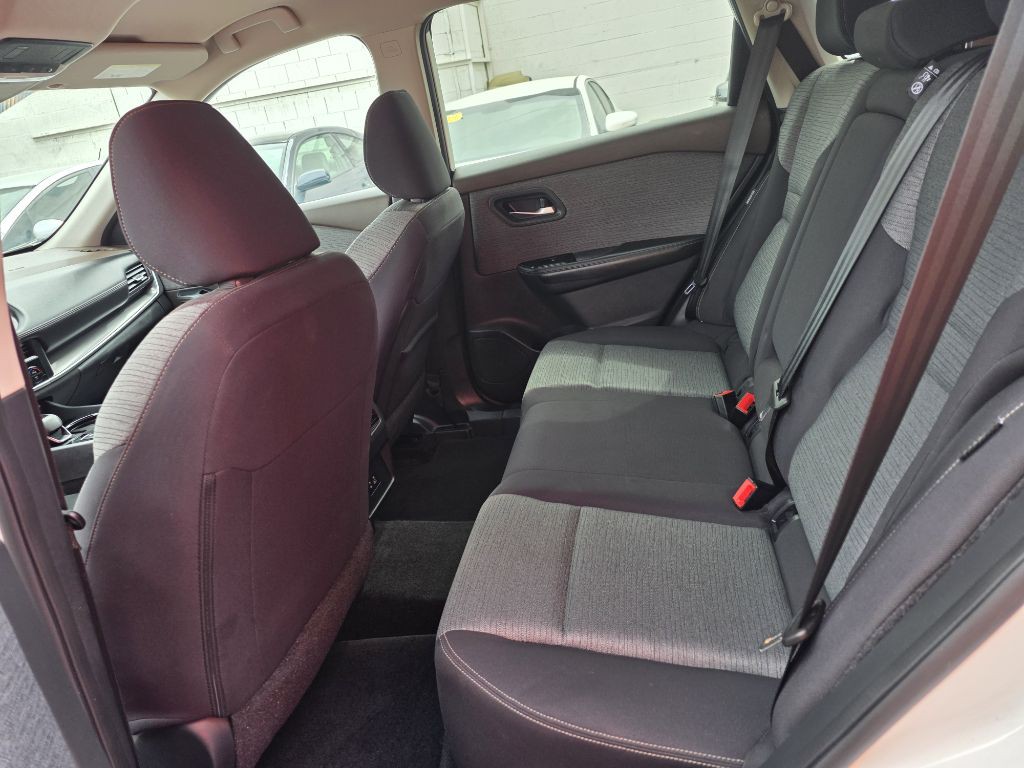 2023 Nissan Rogue Image 11