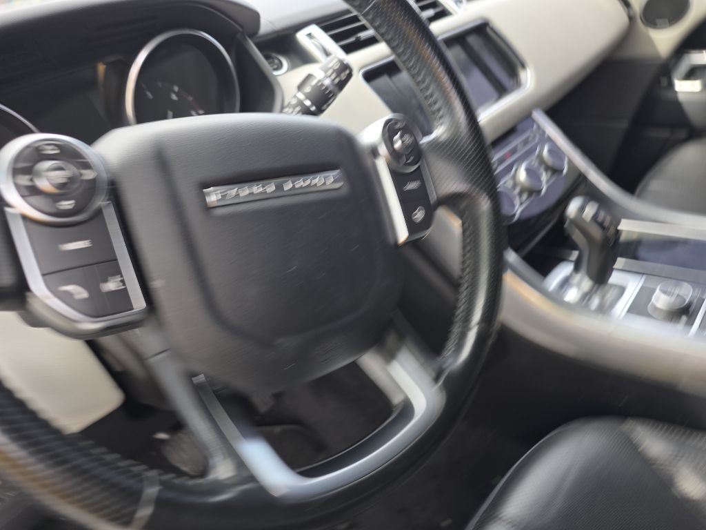 2016 Land Rover Range Rover Sport Image 19