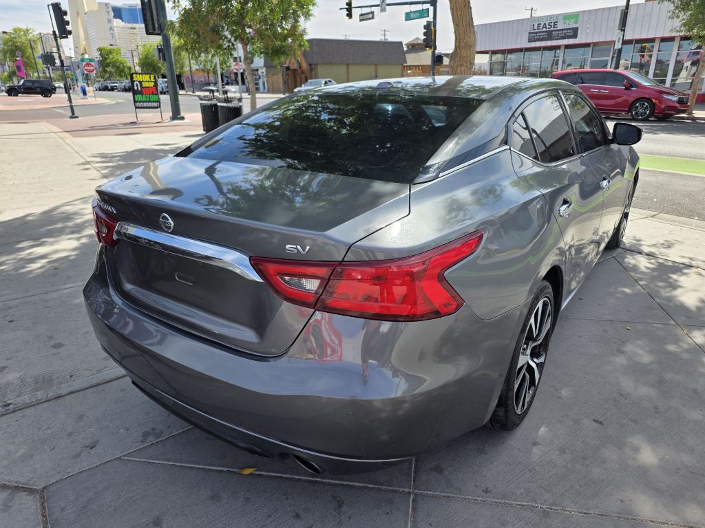 2018 Nissan Maxima Image 2