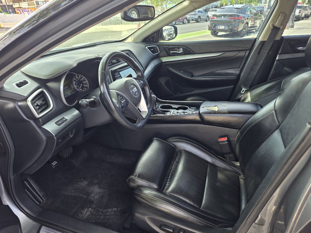 2018 Nissan Maxima Image 10