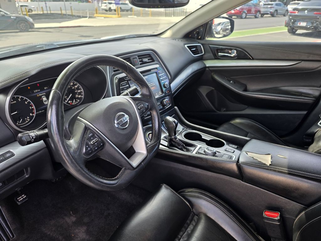 2018 Nissan Maxima Image 11