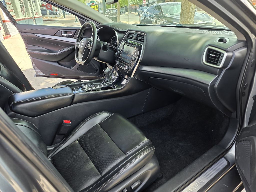 2018 Nissan Maxima Image 13