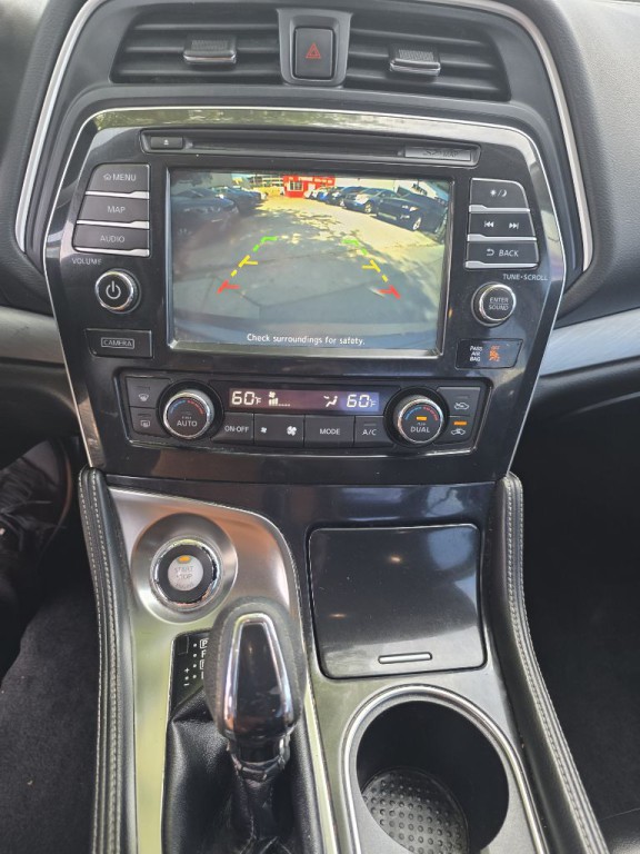 2018 Nissan Maxima Image 15