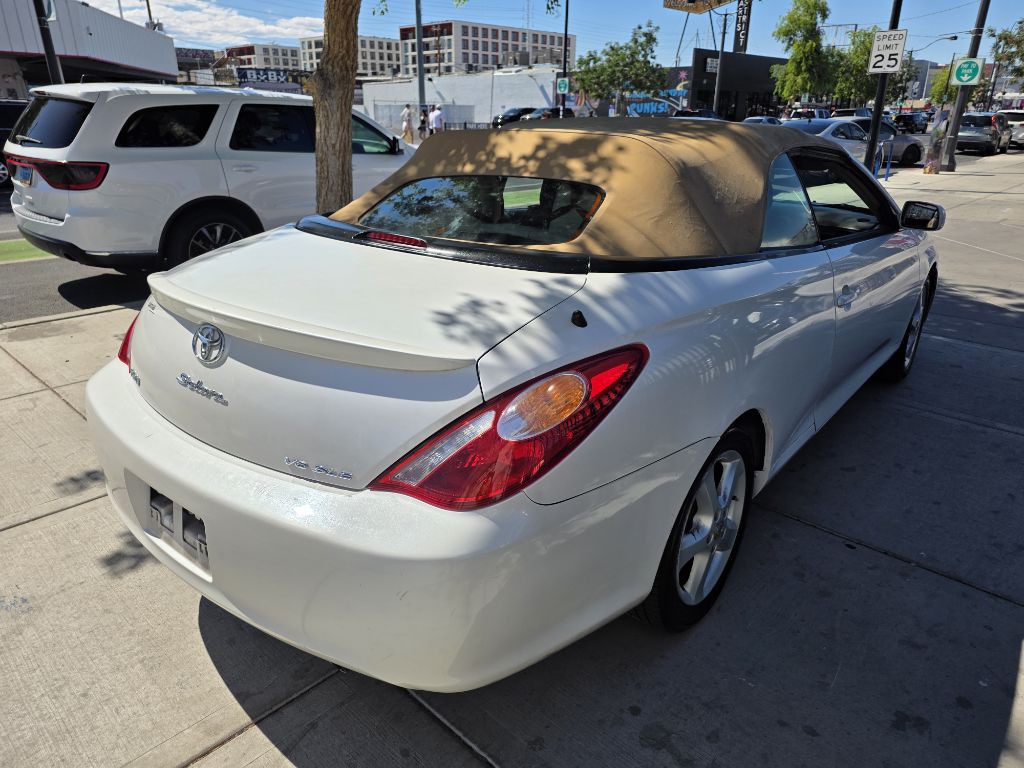 2005 Toyota Camry Image 3
