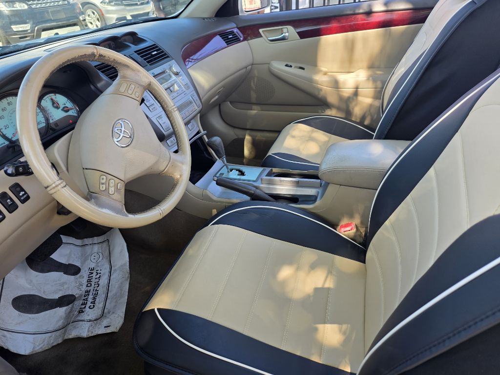 2005 Toyota Camry Image 14