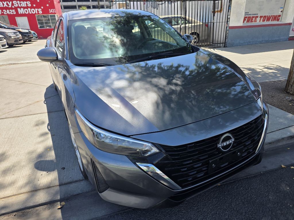 2025 Nissan Sentra Image 2