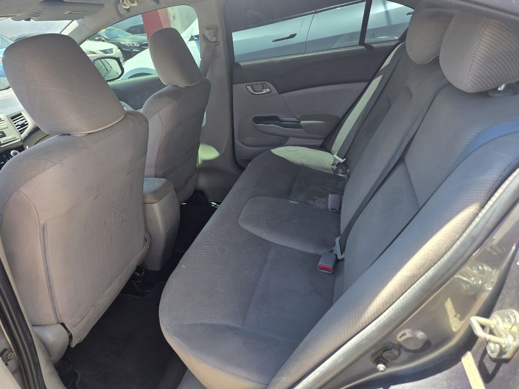 2012 Honda Civic Image 12