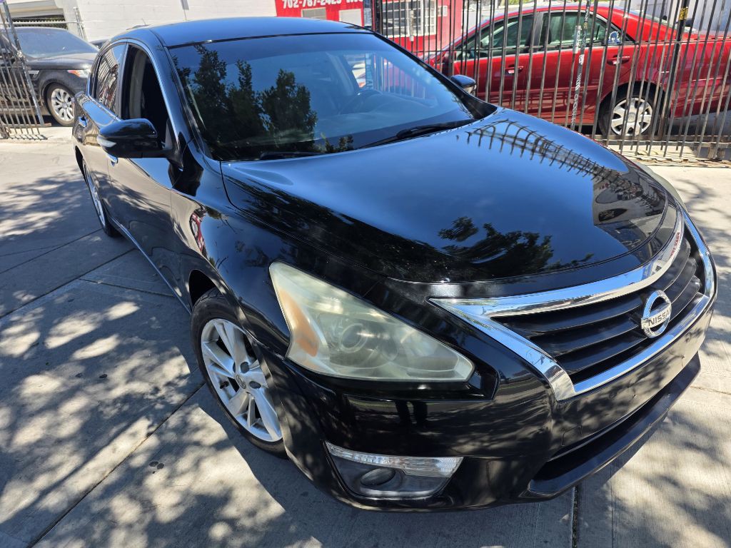 2013 Nissan Altima Image 1