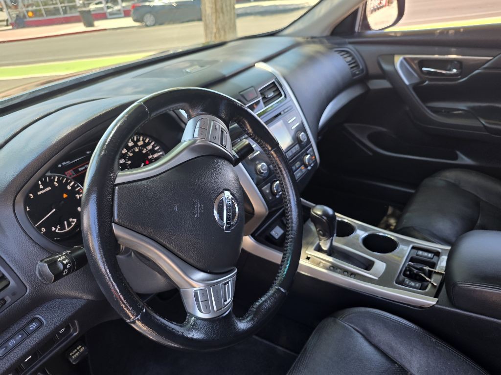 2013 Nissan Altima Image 9