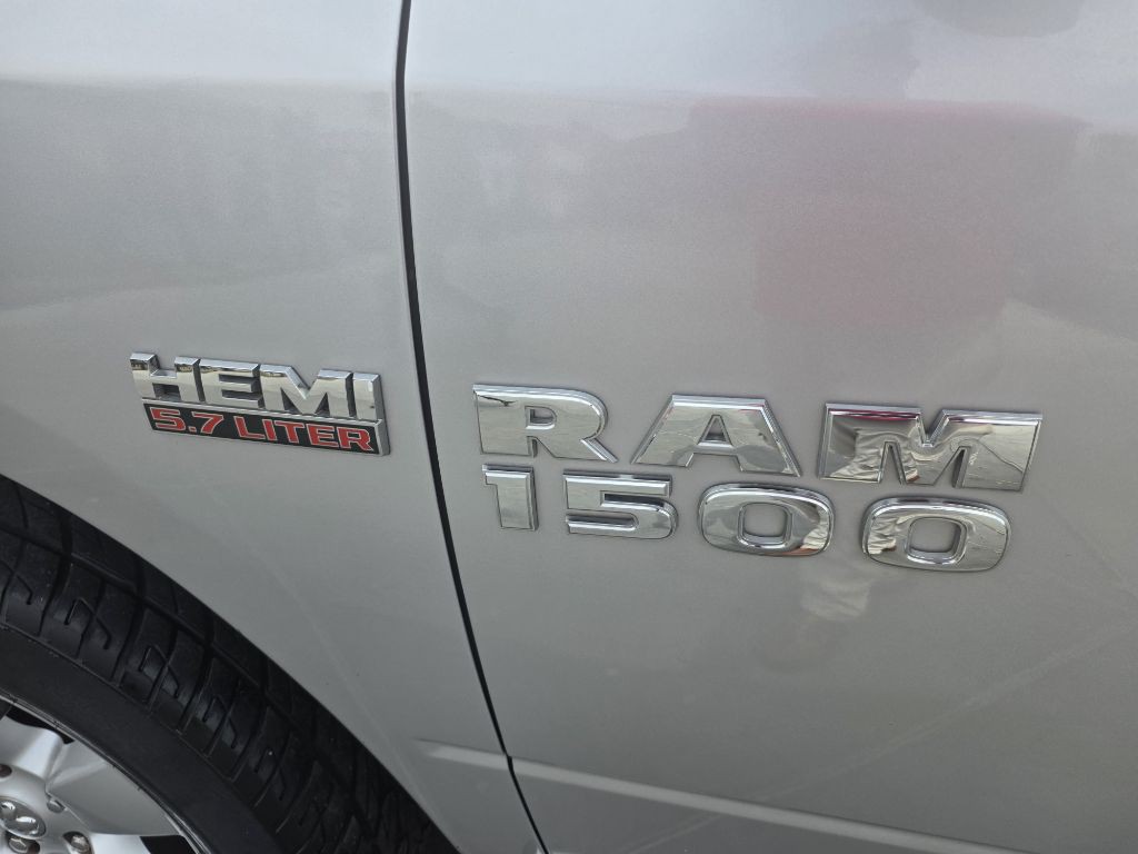 2016 RAM 1500 Image 8