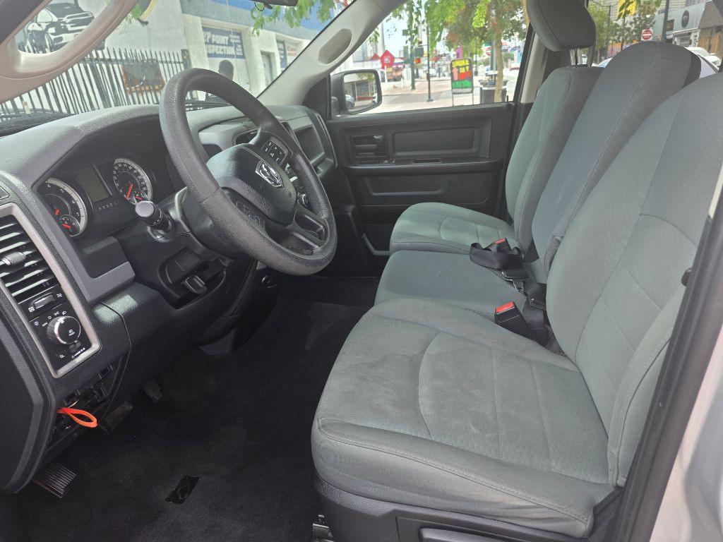 2016 RAM 1500 Image 9