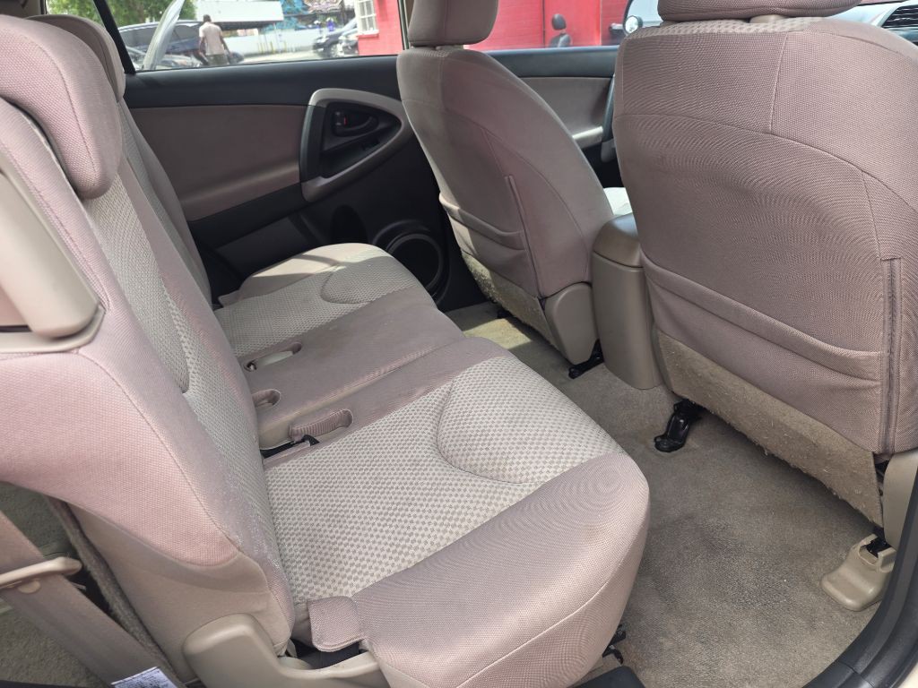 2007 Toyota Rav4 Image 12