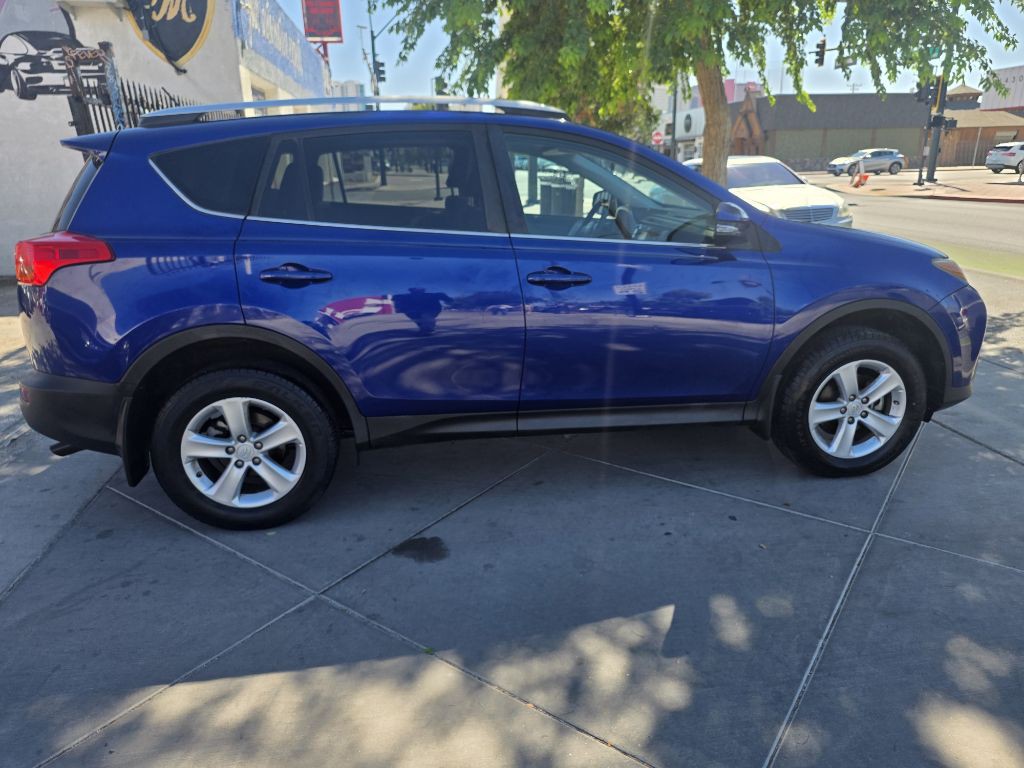 2014 Toyota Rav4 Image 9