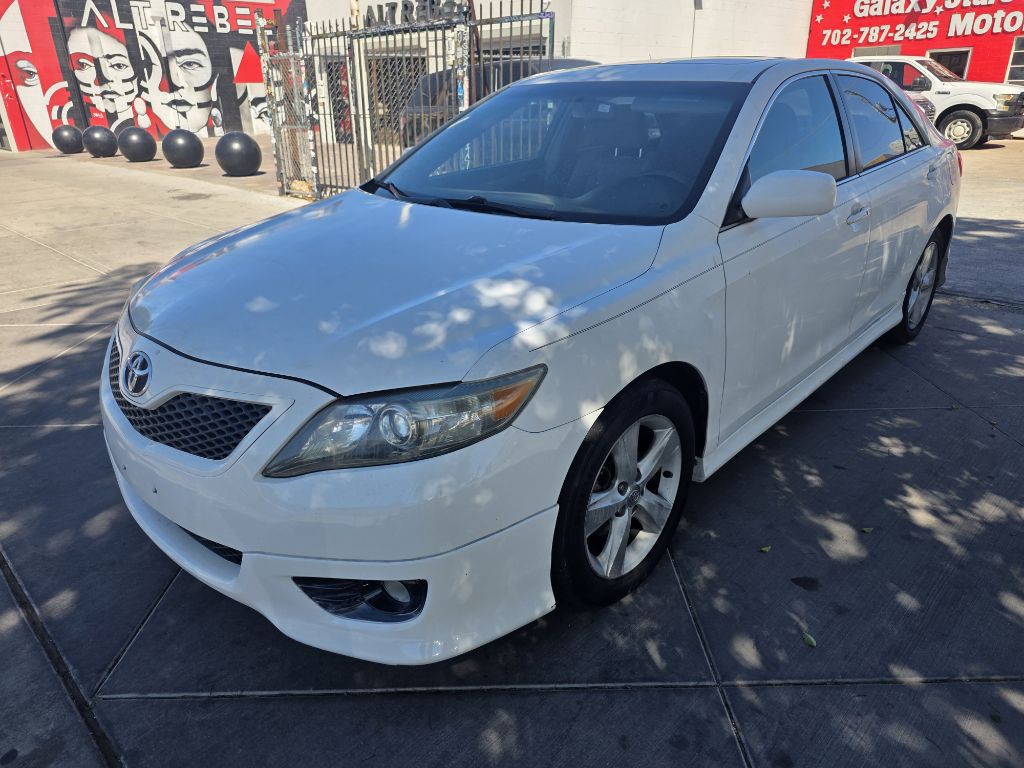 2010 Toyota Camry Image 3