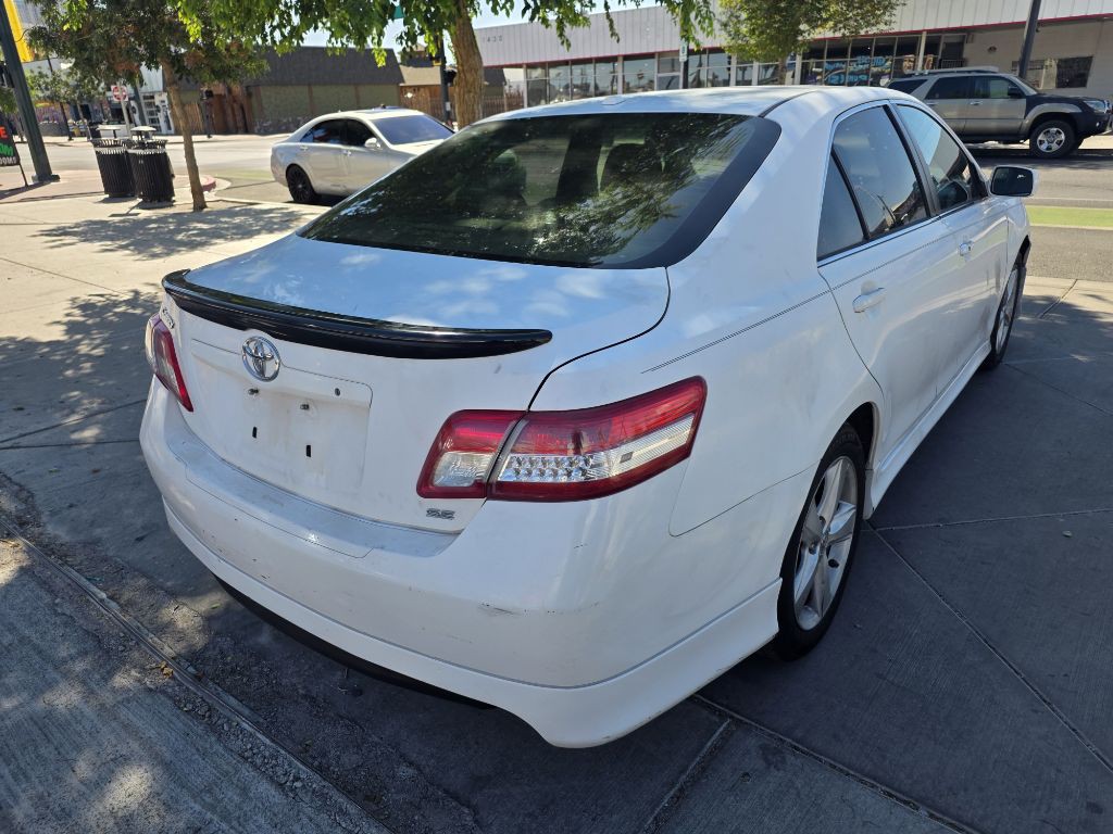 2010 Toyota Camry Image 4