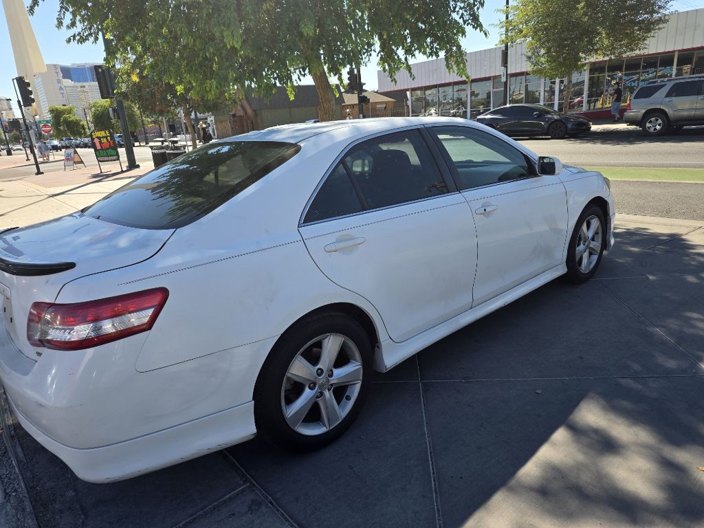 2010 Toyota Camry Image 6