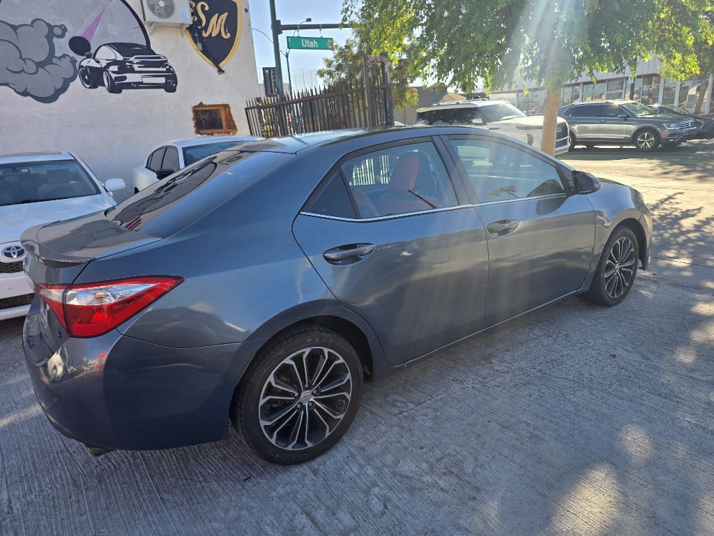 2015 Toyota Corolla Image 7
