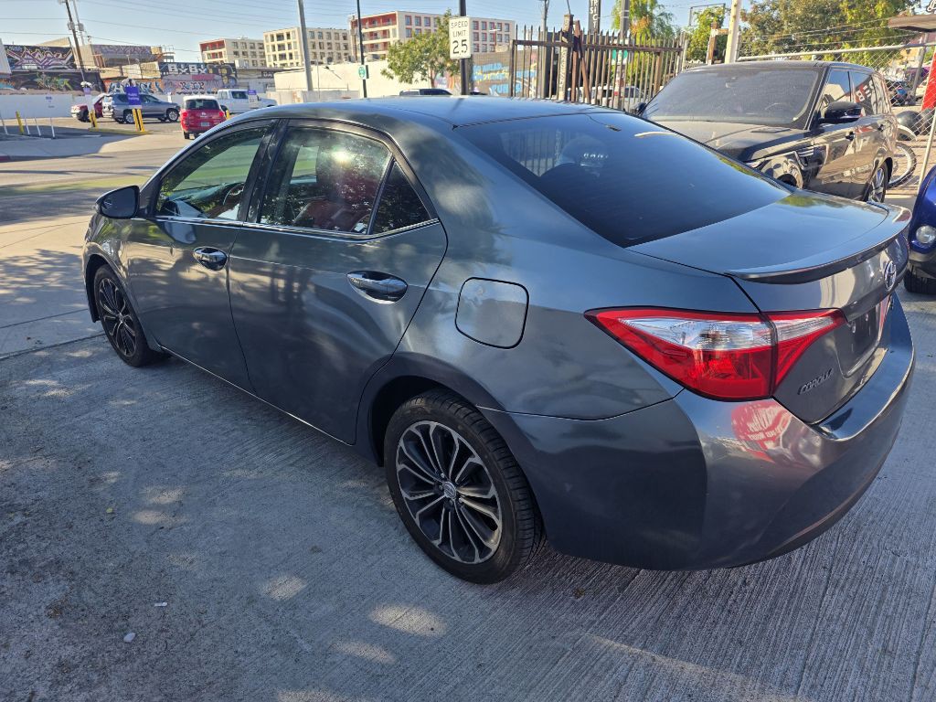2015 Toyota Corolla Image 9