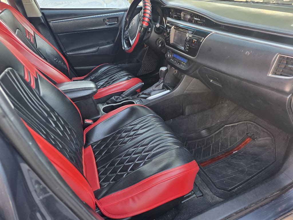 2015 Toyota Corolla Image 13
