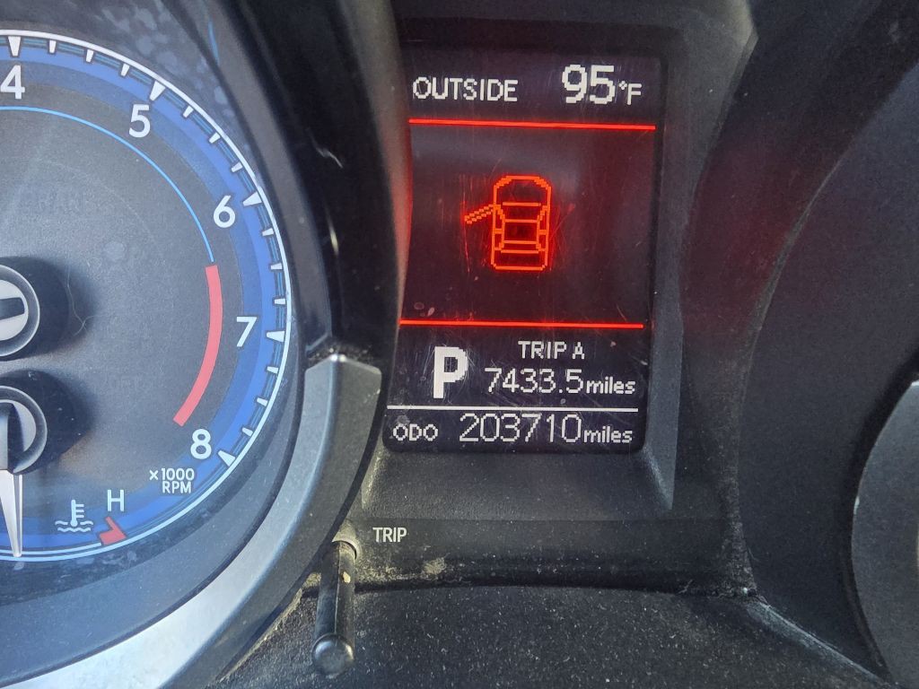 2015 Toyota Corolla Image 17