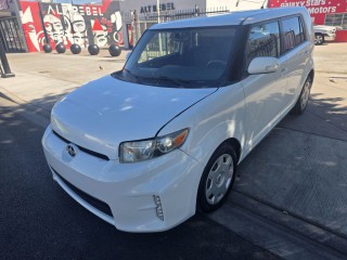 Image for 2014 Scion xB BASE ID: 7697803